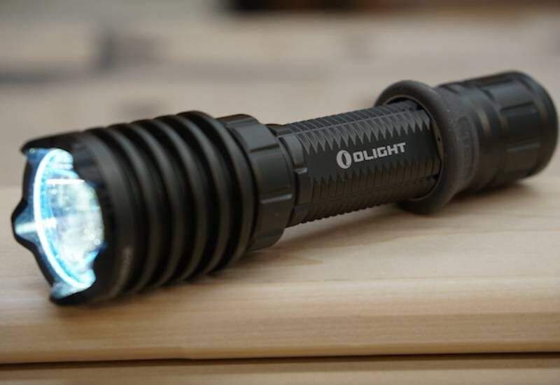 Подствольный фонарь Olight Warrior X Pro: 2250 люмен и аккумулятор 21700